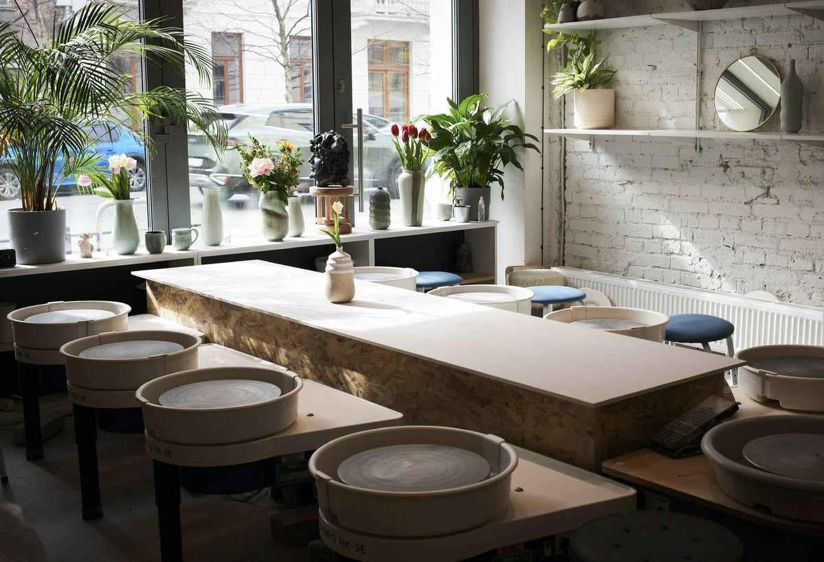 A combination of turning and creating or decorating for groups of up to 22 people