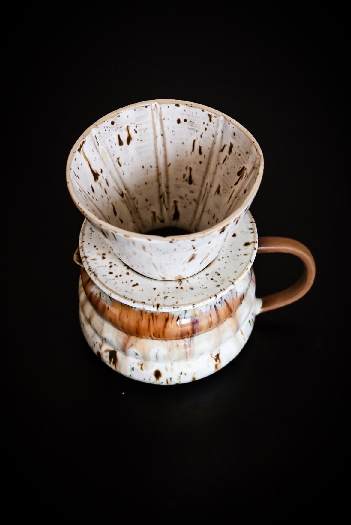 Alike Pottery Studio – ceramika, warsztaty i rękodzieło