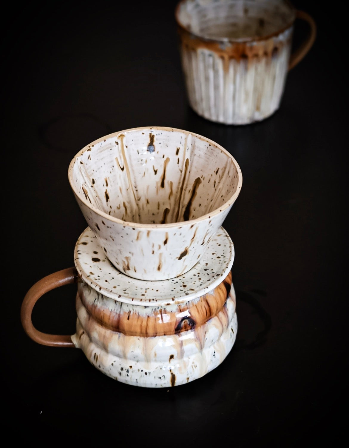 Alike Pottery Studio – ceramika, warsztaty i rękodzieło