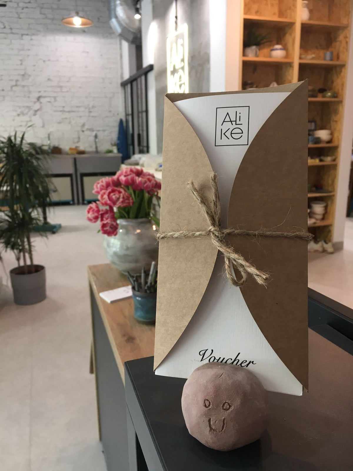 Alike Pottery Studio – ceramika, warsztaty i rękodzieło