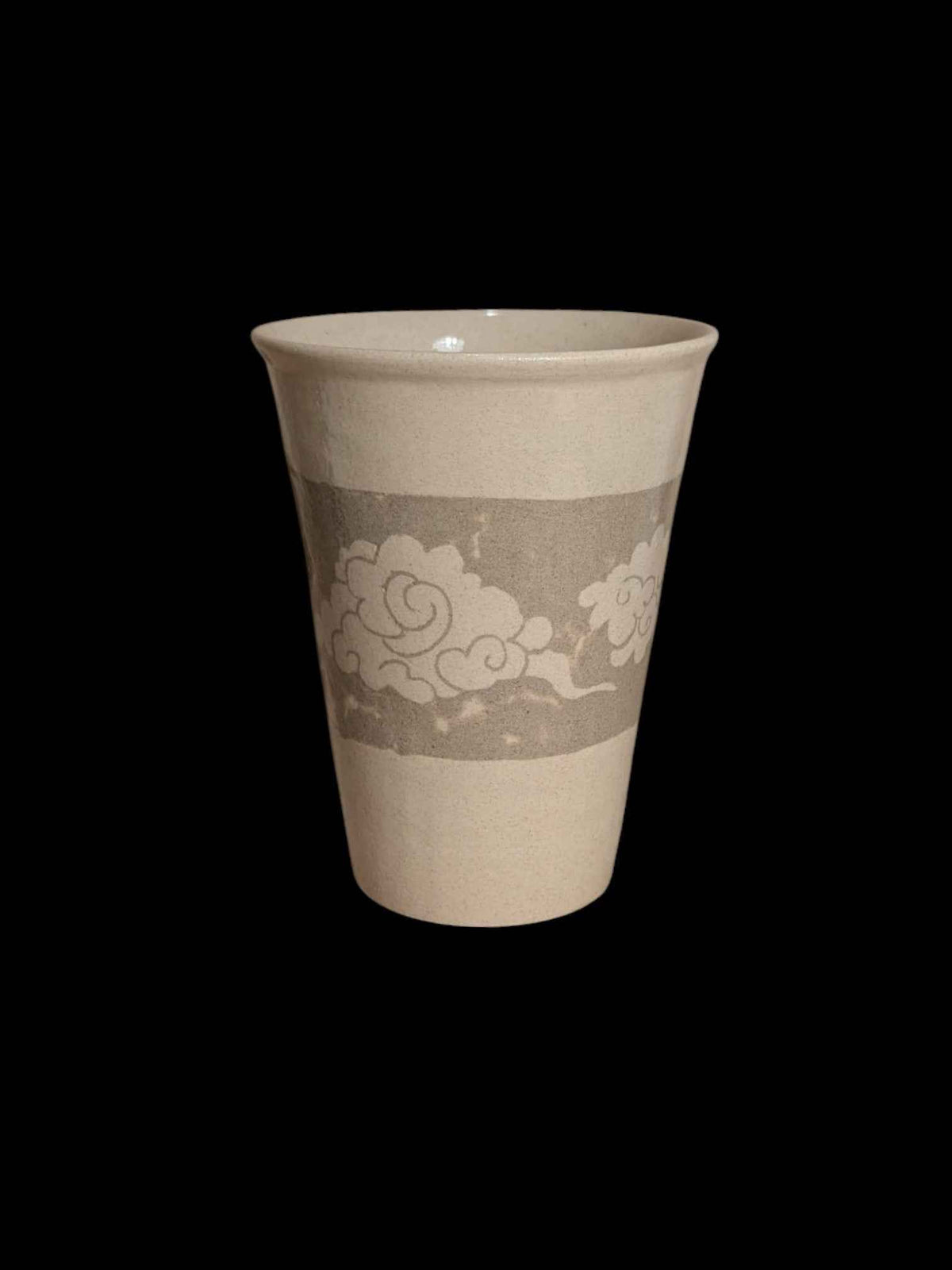 Handleless mug with cloud motif (mishima)