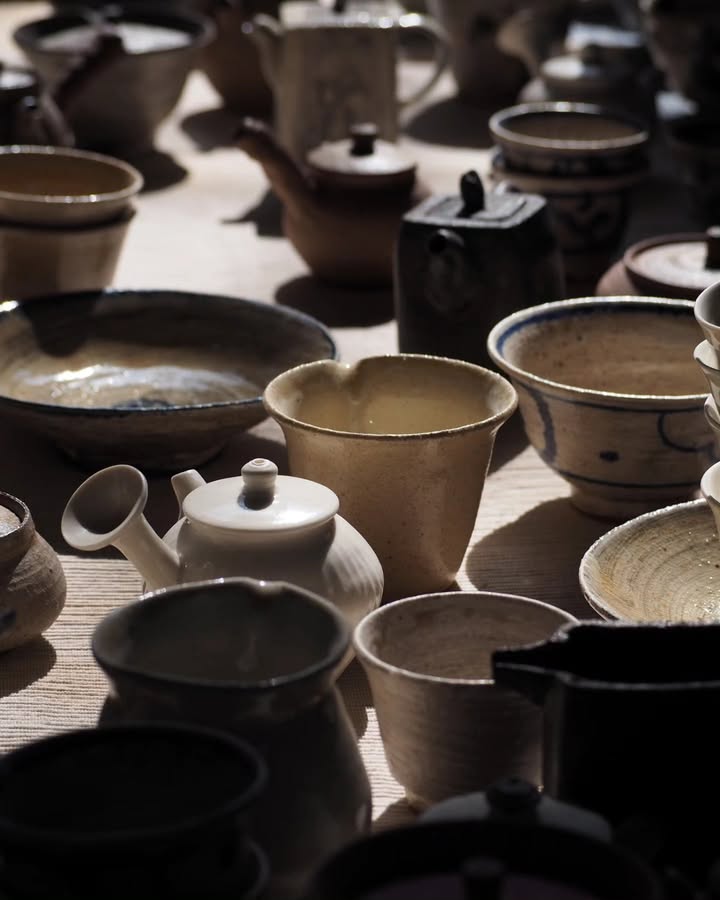 Alike Pottery Studio – ceramika, warsztaty i rękodzieło