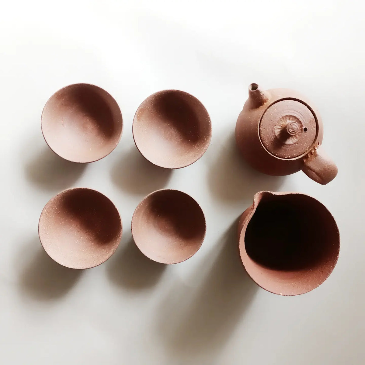 Alike Pottery Studio – ceramika, warsztaty i rękodzieło